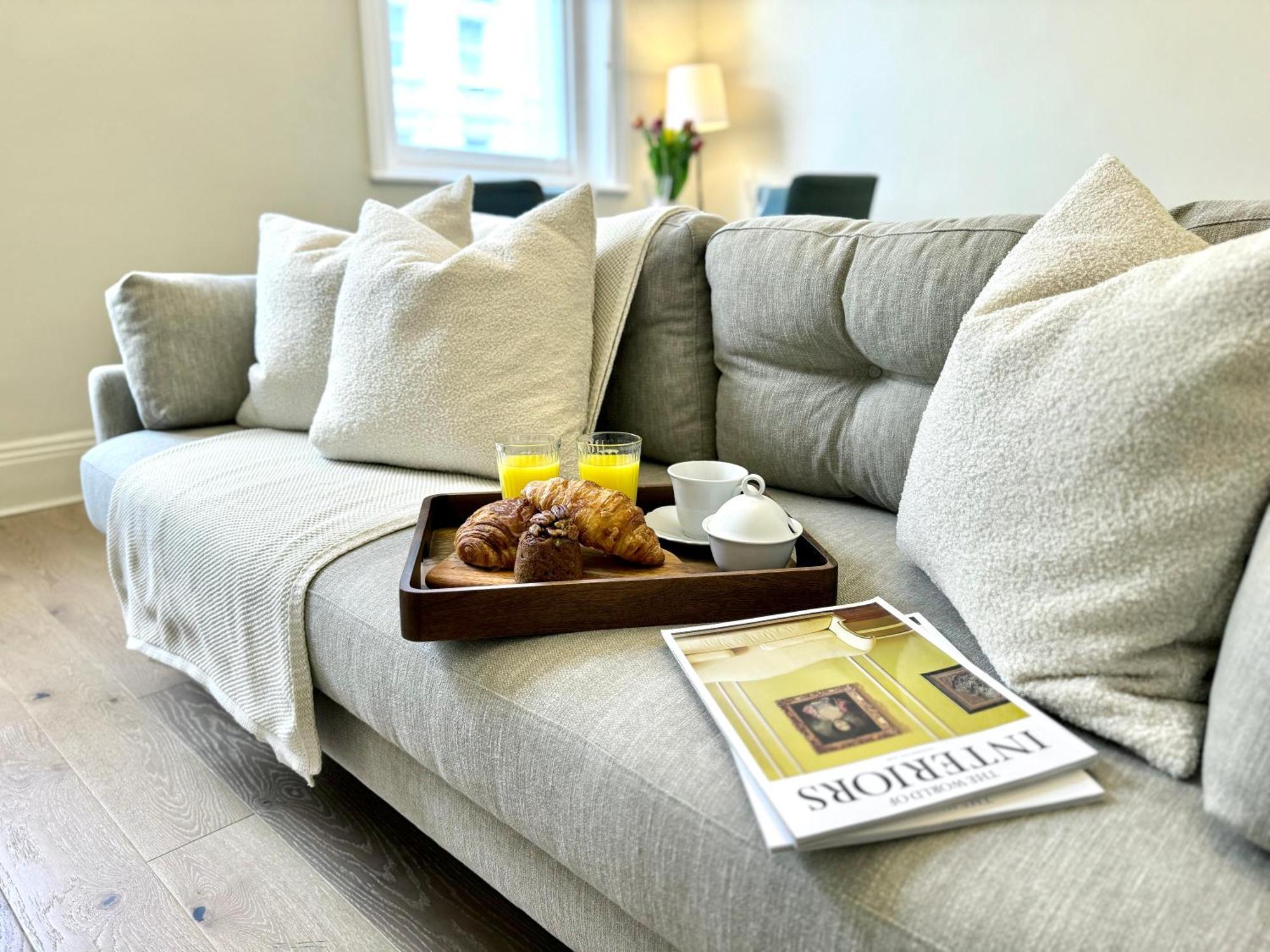 Chic Marylebone Studio, Walk To Oxford Street Or Regent's Park, By The Design Traveller * London